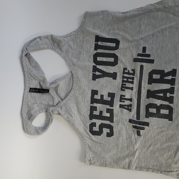 Workout tank - Picture 1 of 2